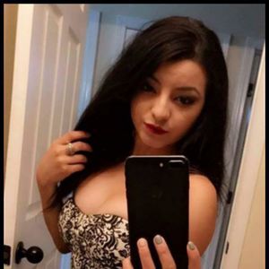 Meet your Posher, Eva